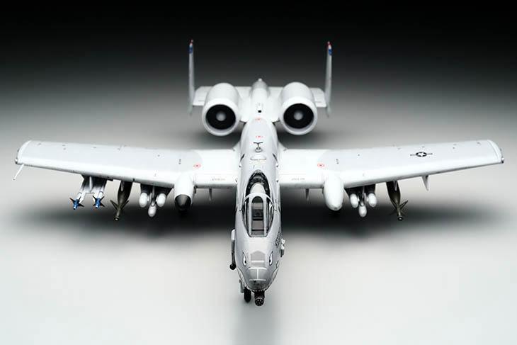 ハセガワ製A-10の完成画像